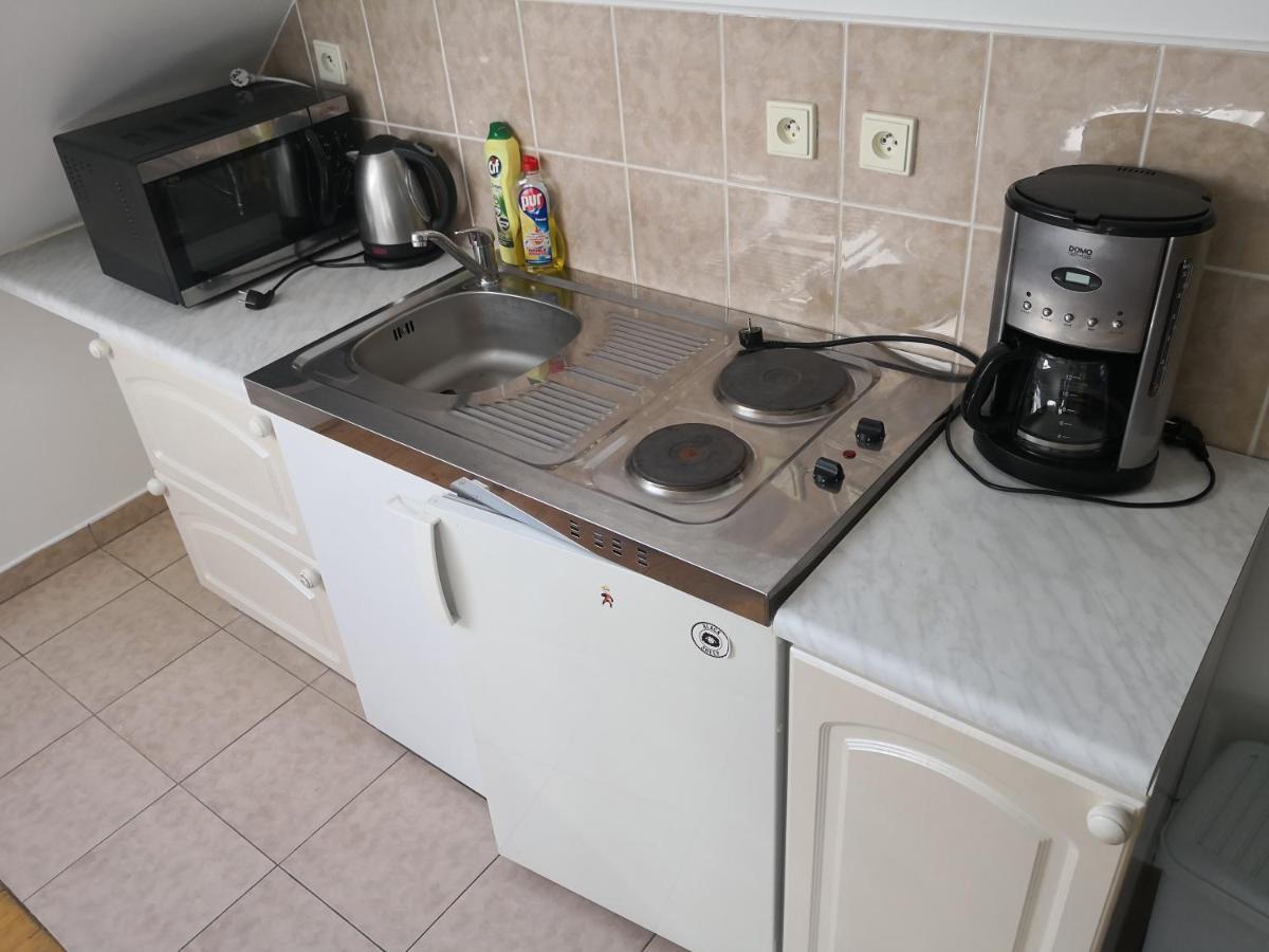 Ubytovani U Machova Jezera - Apartmany - Ludmila Grulisova Doksy  Εξωτερικό φωτογραφία