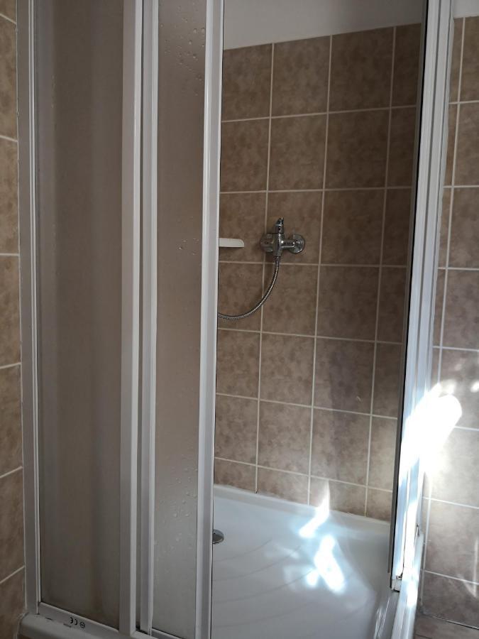 Ubytovani U Machova Jezera - Apartmany - Ludmila Grulisova Doksy  Εξωτερικό φωτογραφία