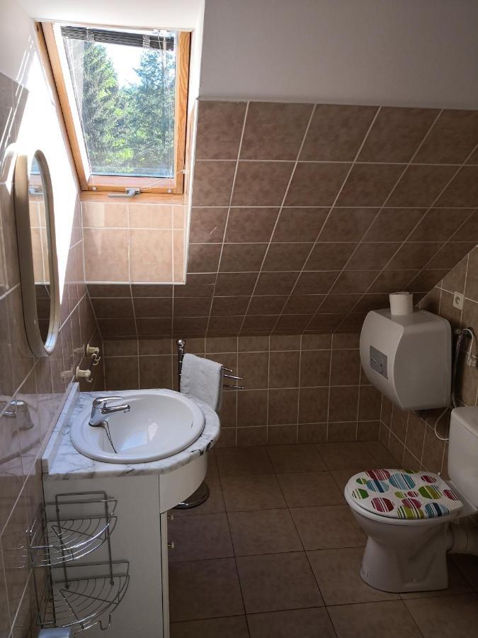 Ubytovani U Machova Jezera - Apartmany - Ludmila Grulisova Doksy  Εξωτερικό φωτογραφία